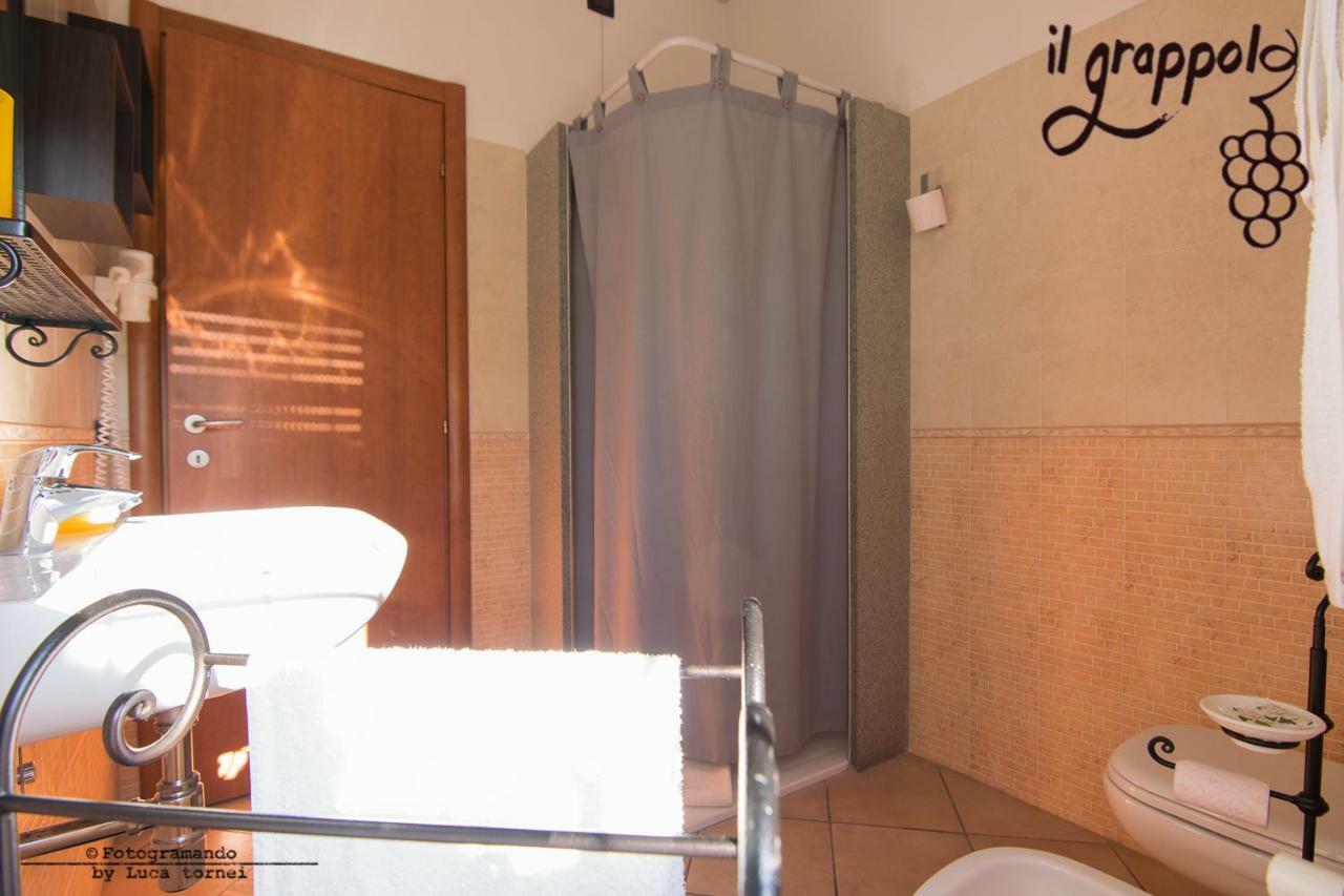 B&B Il Grappolo Foresteria Lombarda Sirmione Exterior photo
